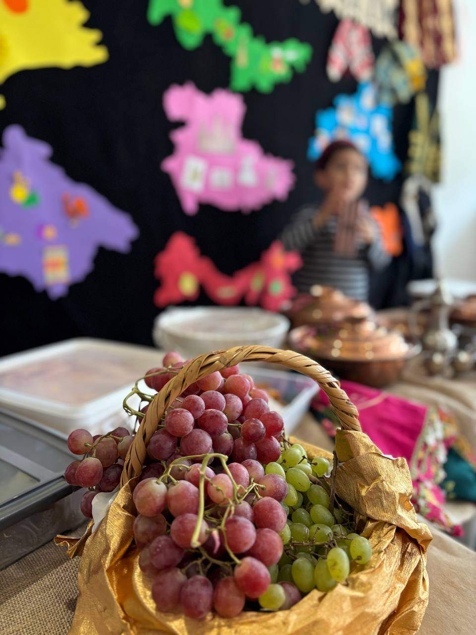 YERLİ MALI HAFTASI- YERLİ MALI ÜRÜNLER PAZARINDA MİNİKLERİMİZ TEMSİLİ SATIŞ YAPTI.