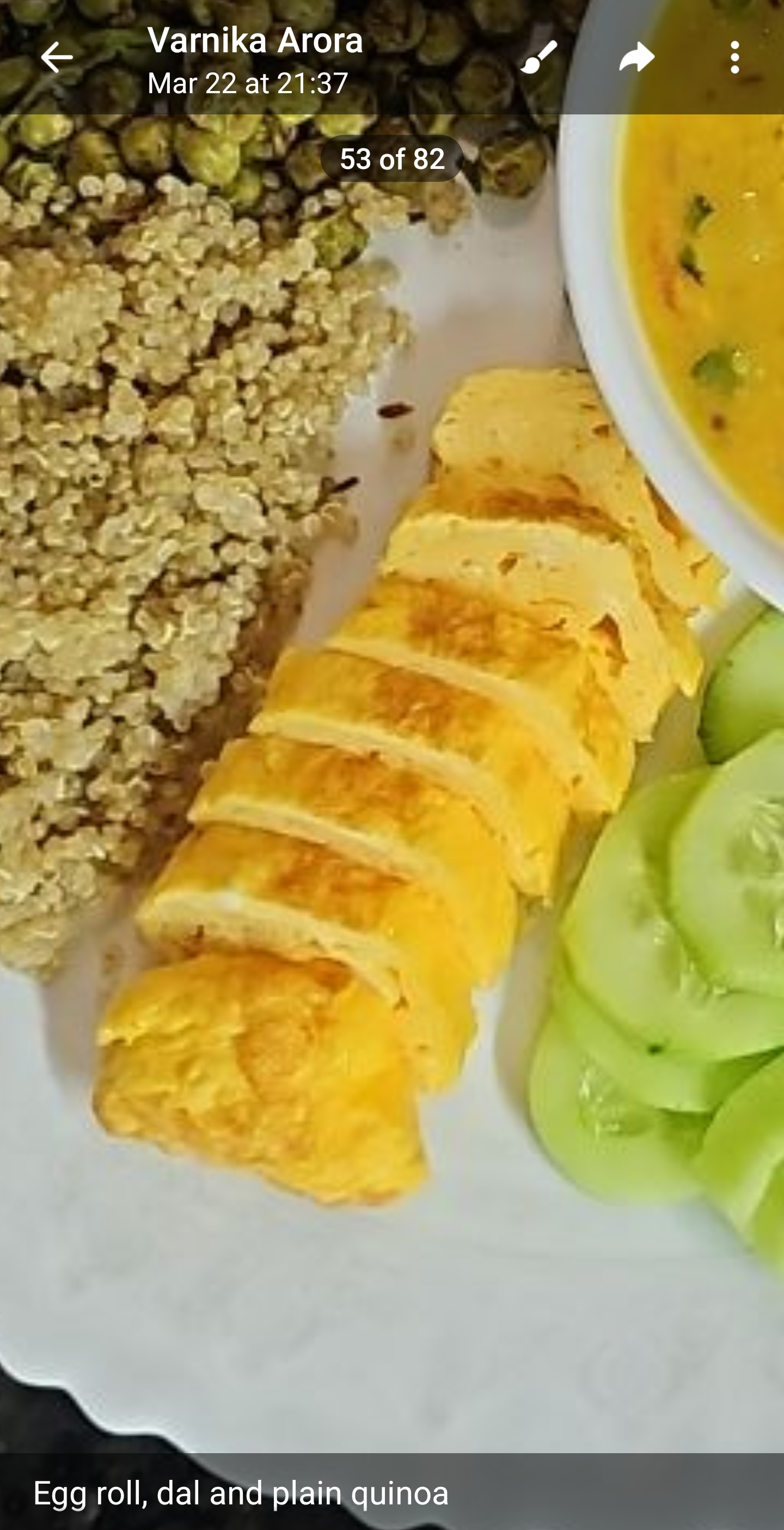 Quinoa Veggie Pulav + Cheesy 2-egg roll + Mint Coriander Curd