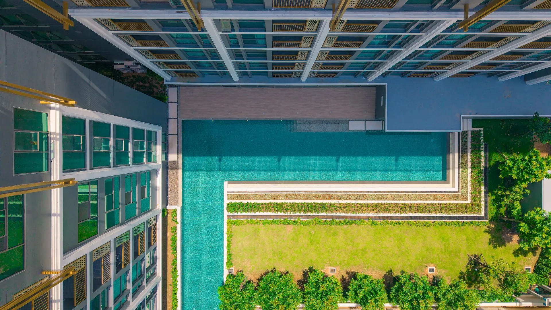 The Ozone Condominium Phase 1 37