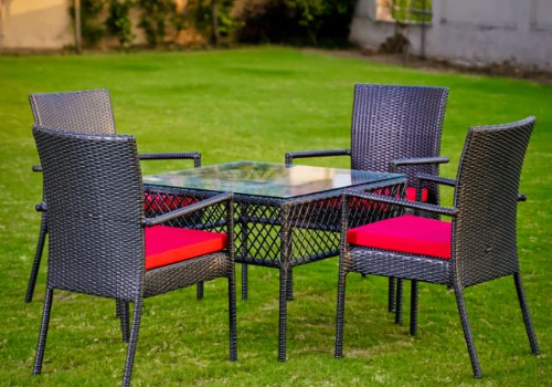 Flora Dining