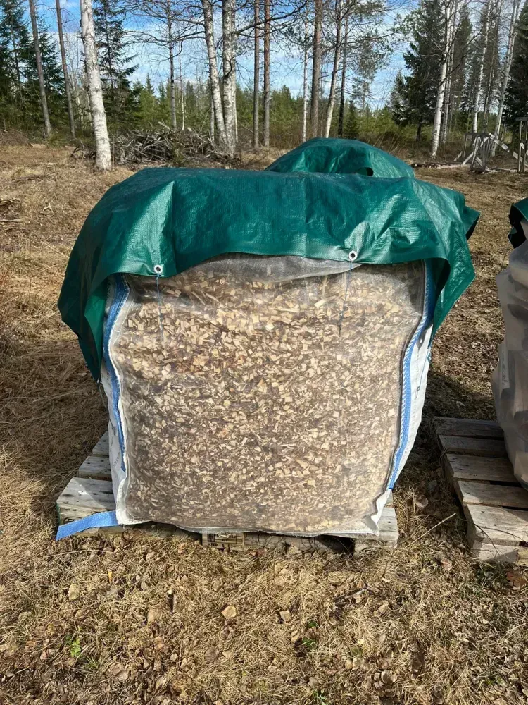 Blandved till salu i Hälsinglund