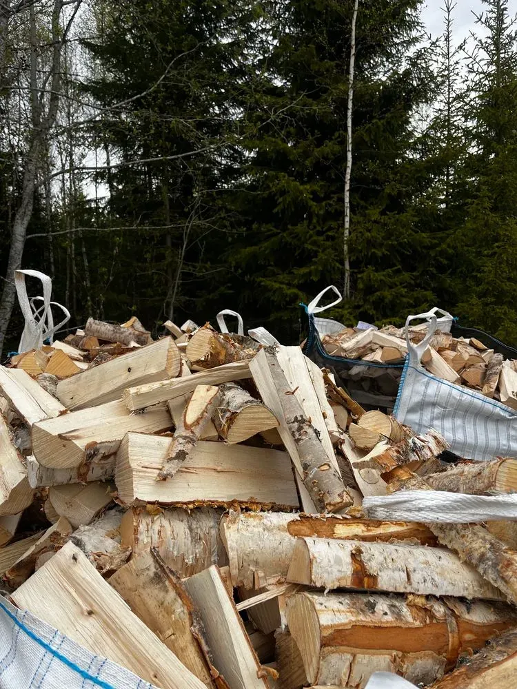Björkved till salu i Kramfors