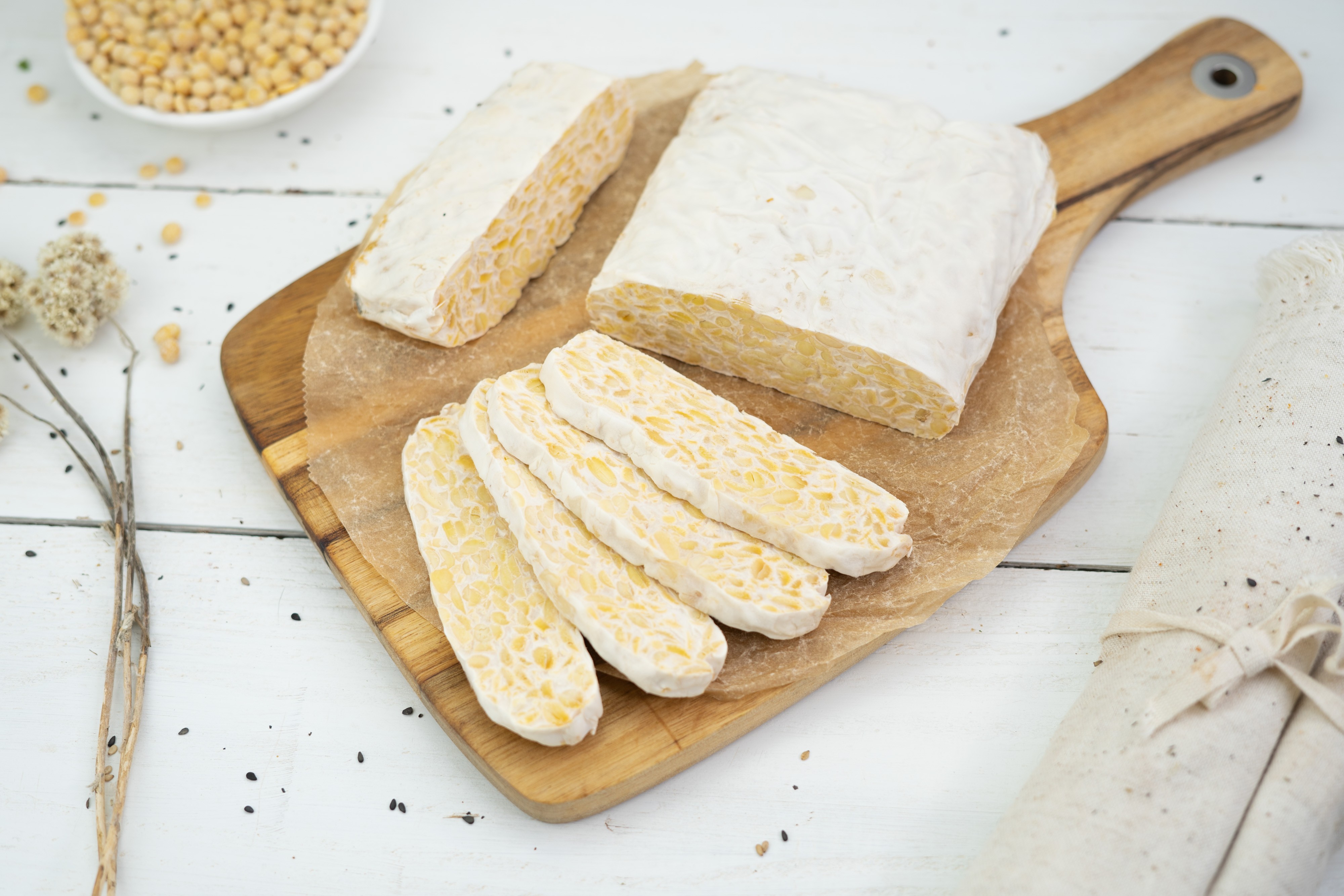 Rezept Serviervorschlag Selbstgemachter Tempeh aus Sojabohnen