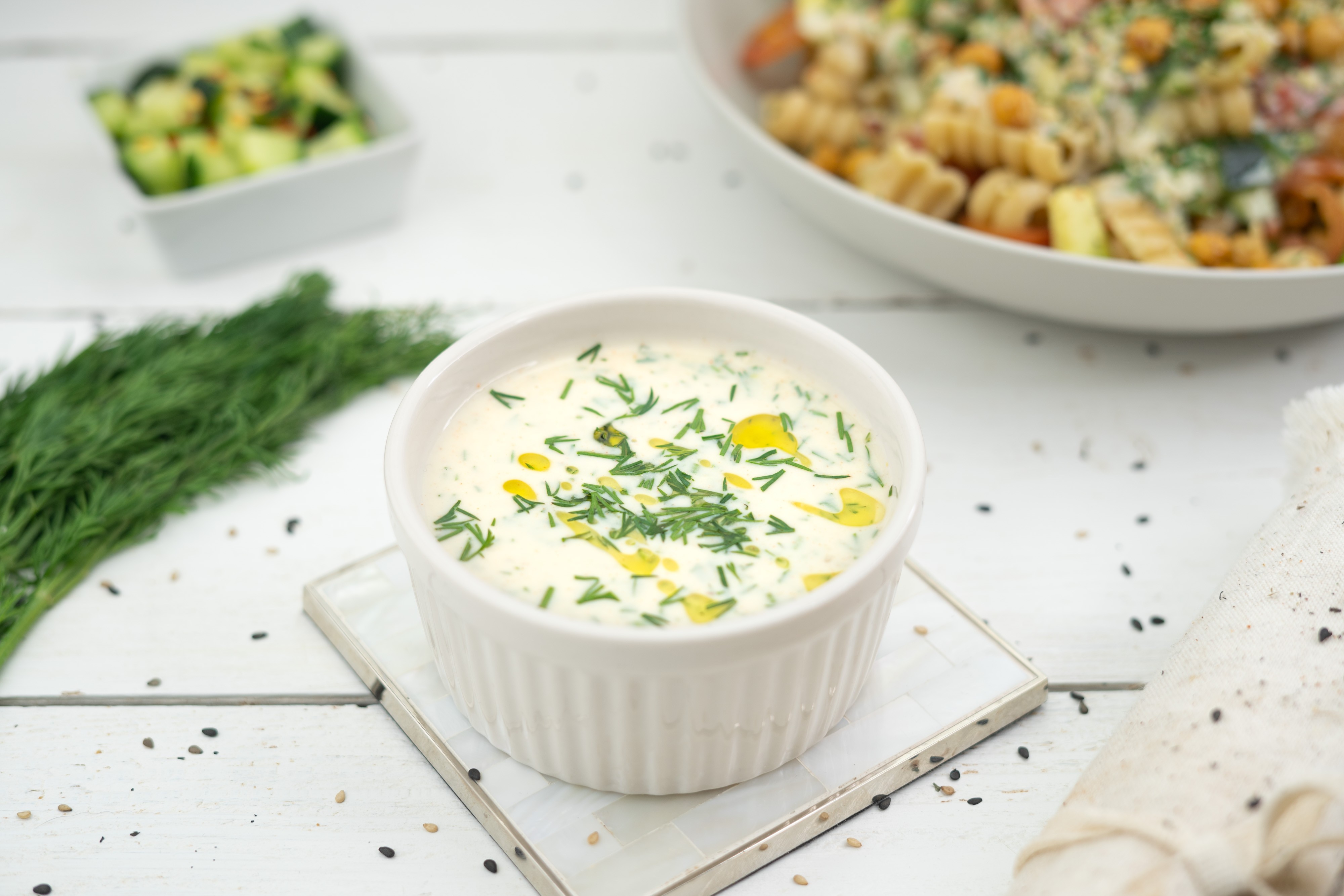 Rezept Serviervorschlag Fruchtiges Tahini Dill Dressing mit Senf