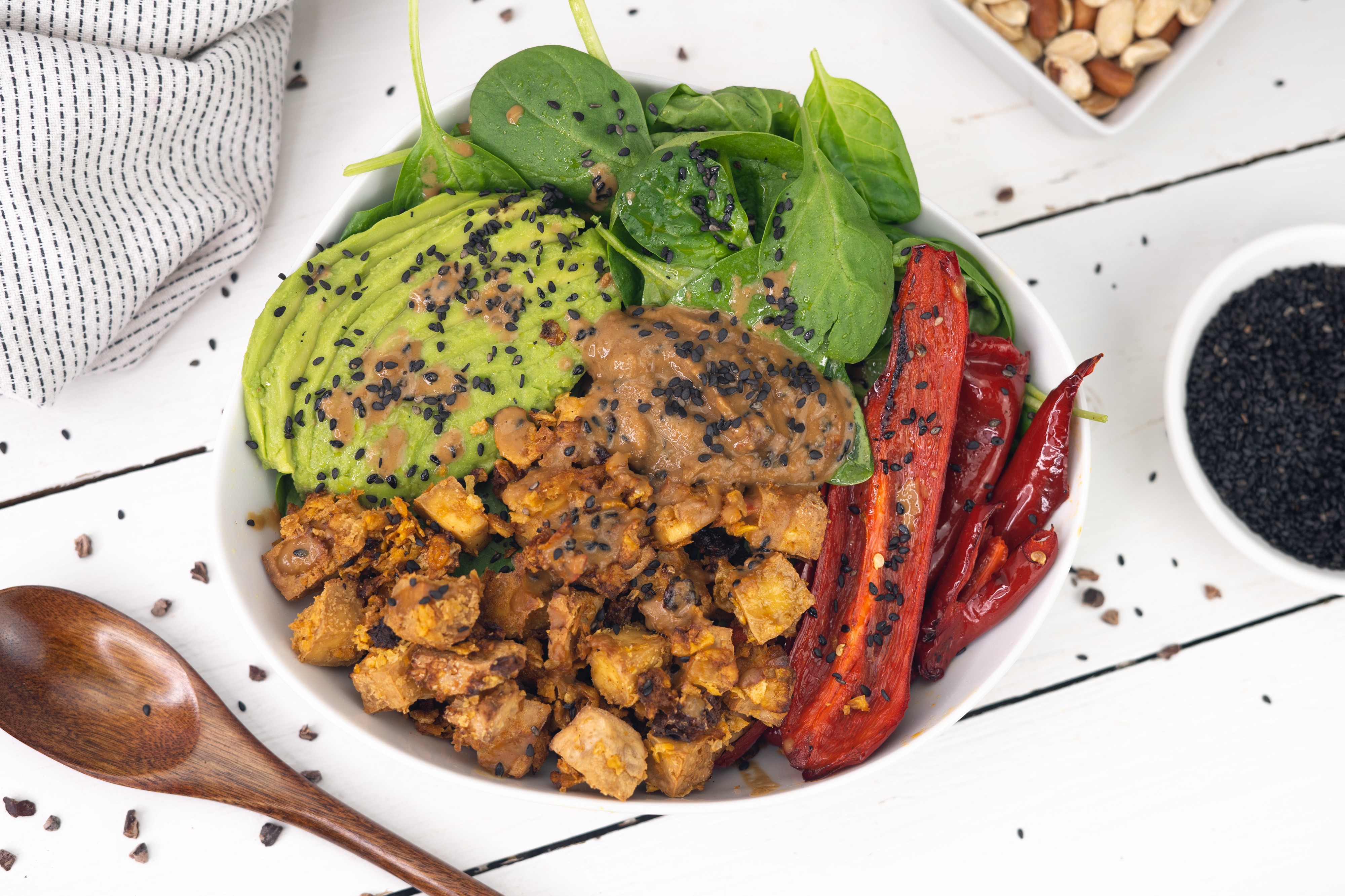Rezept Serviervorschlag Cheffrey Bowl mit knusprigem Tofu & Gemüse