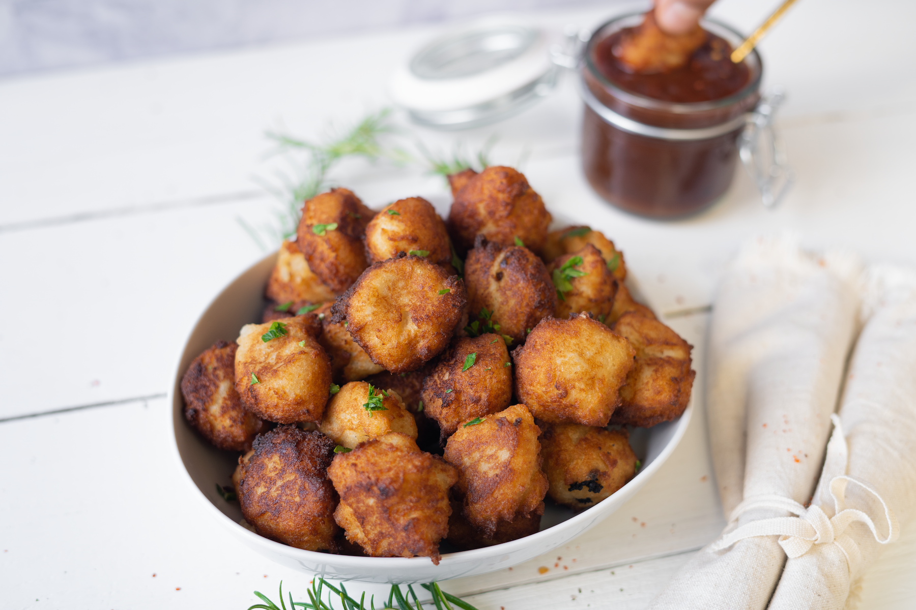 Rezept Serviervorschlag Blumenkohl Poppers mit nur 4 Zutaten 