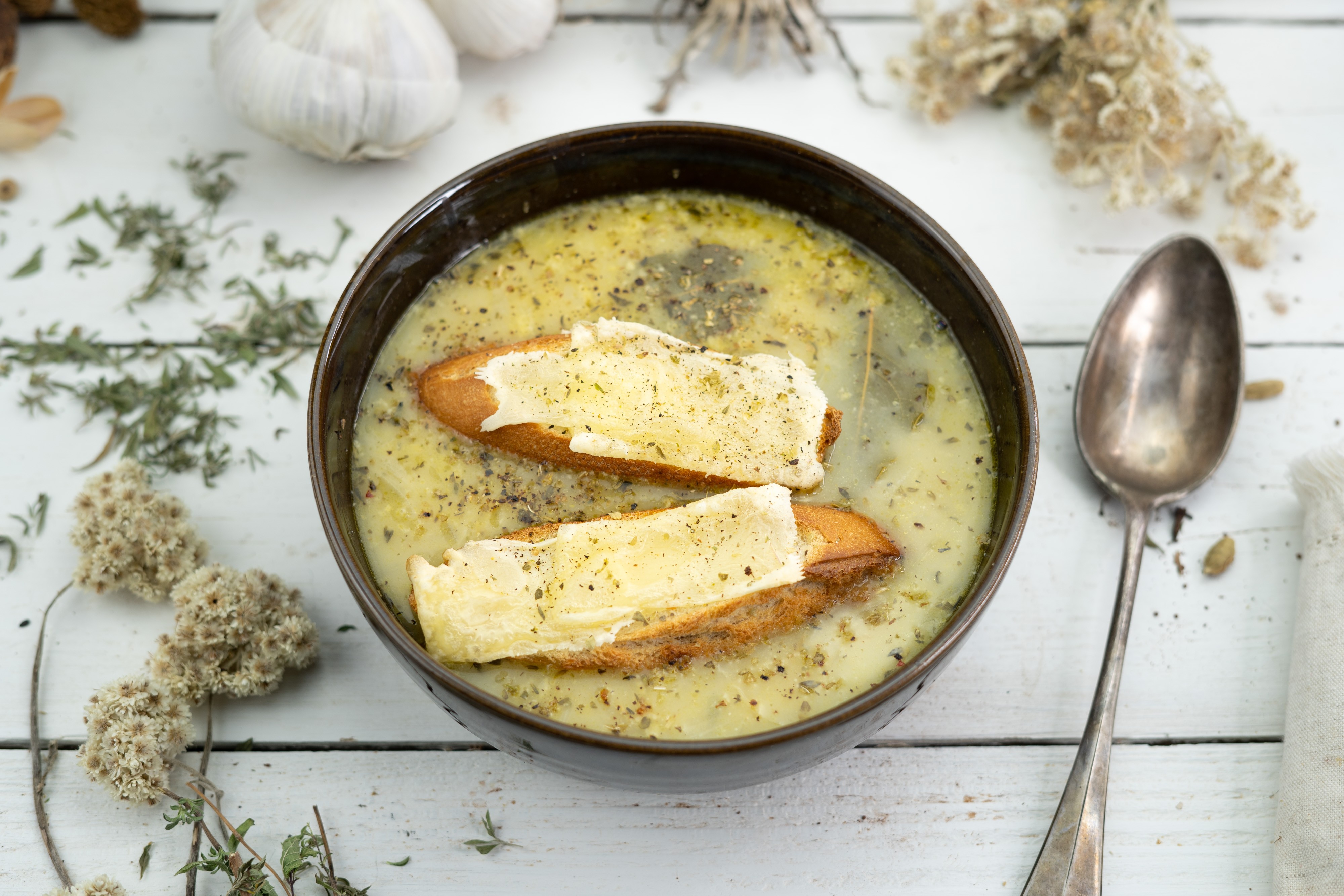 Rezept Serviervorschlag Traditionell französische Zwiebelsuppe