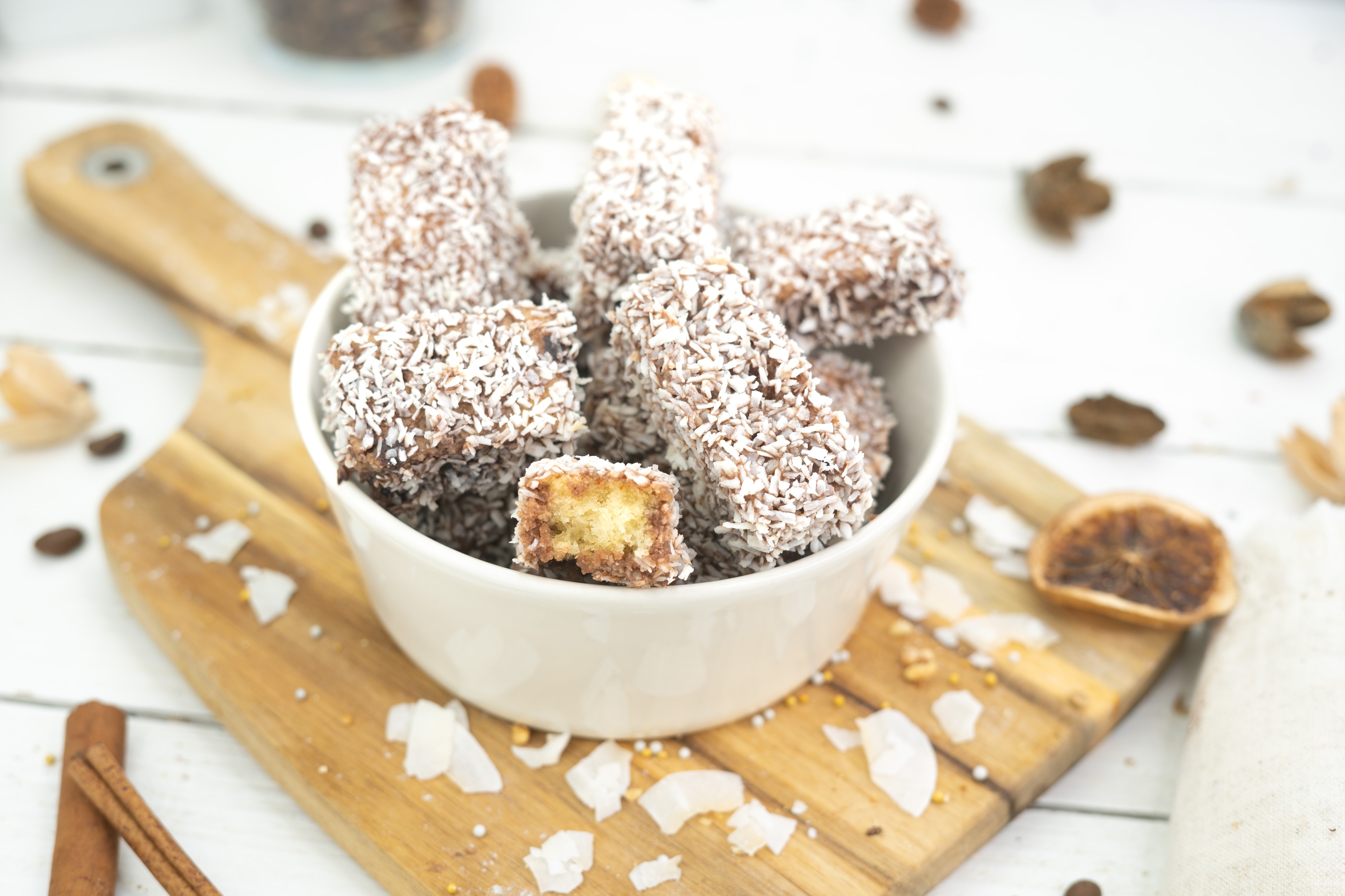 Rezept Serviervorschlag Saftig weiche Kokosstangerl