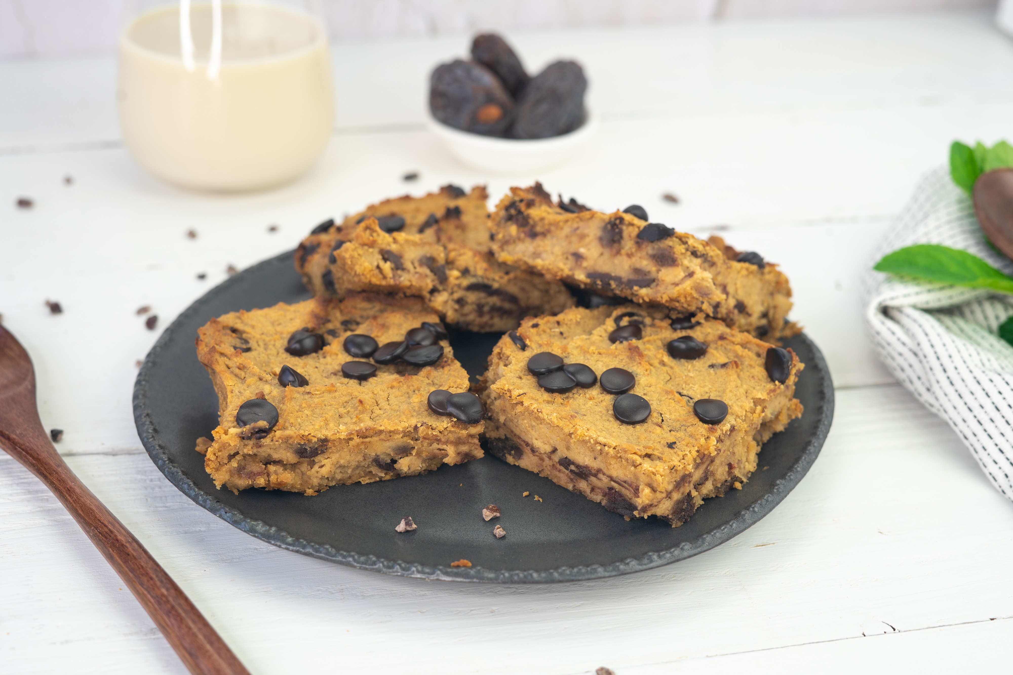 Rezept Serviervorschlag Schoko Kichererbsen Blondies