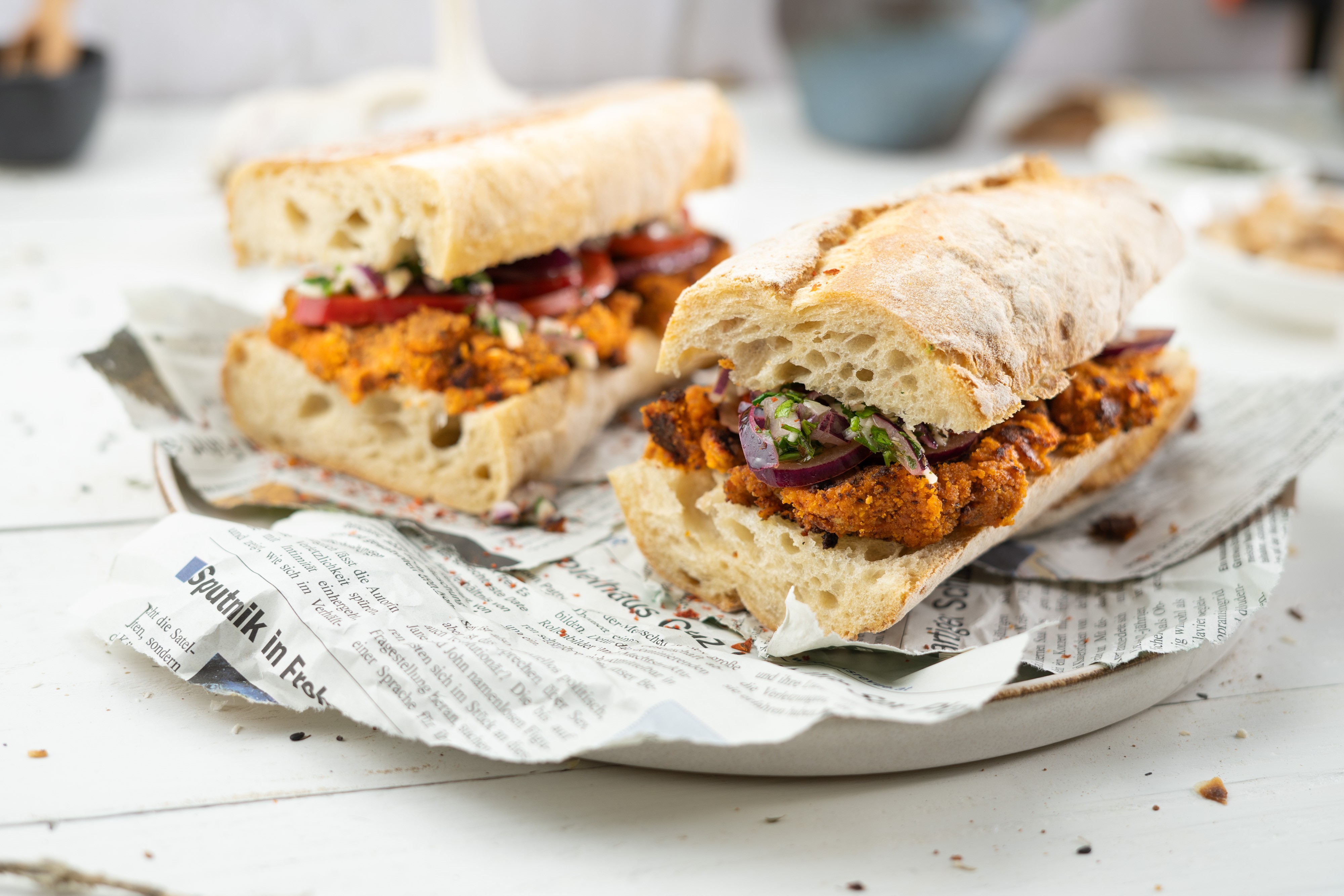 Rezept Serviervorschlag Sandwich mit Erbsenprotein Patty und Chimichurri
