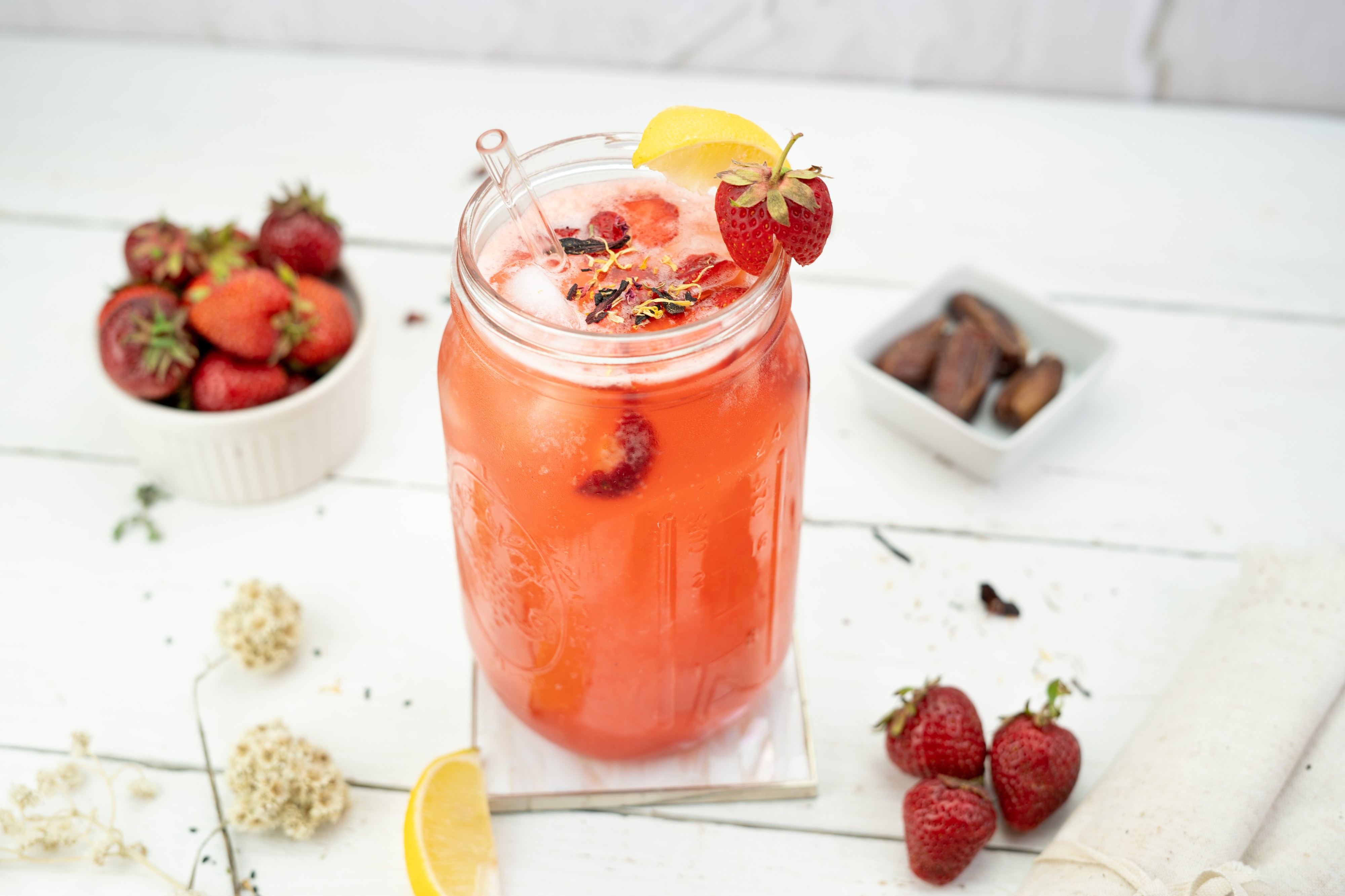 Rezept Serviervorschlag Gesunde Erdbeer Minz Limonade