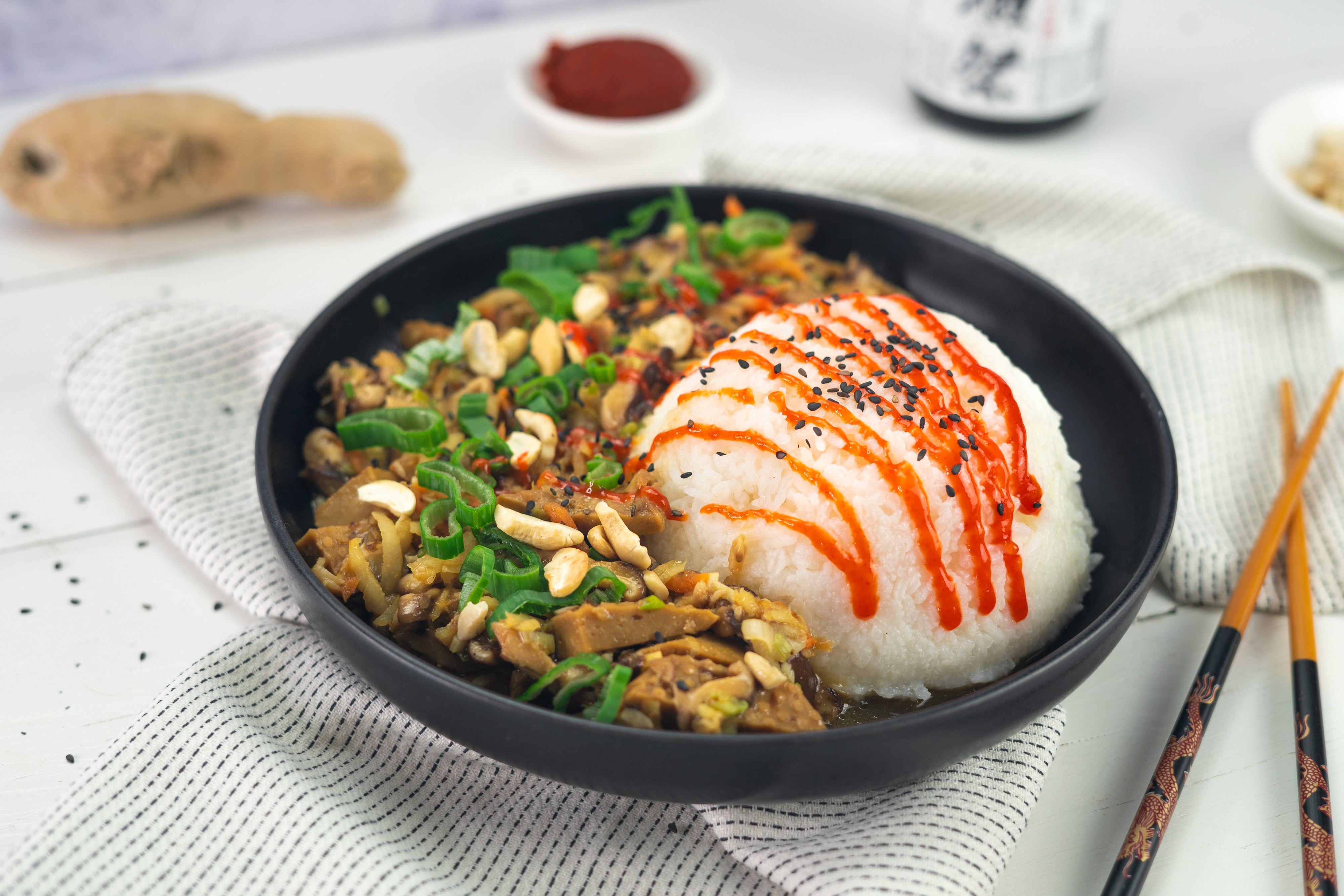 Rezept Serviervorschlag Gebratener Seitan mit Frühlingszwiebel