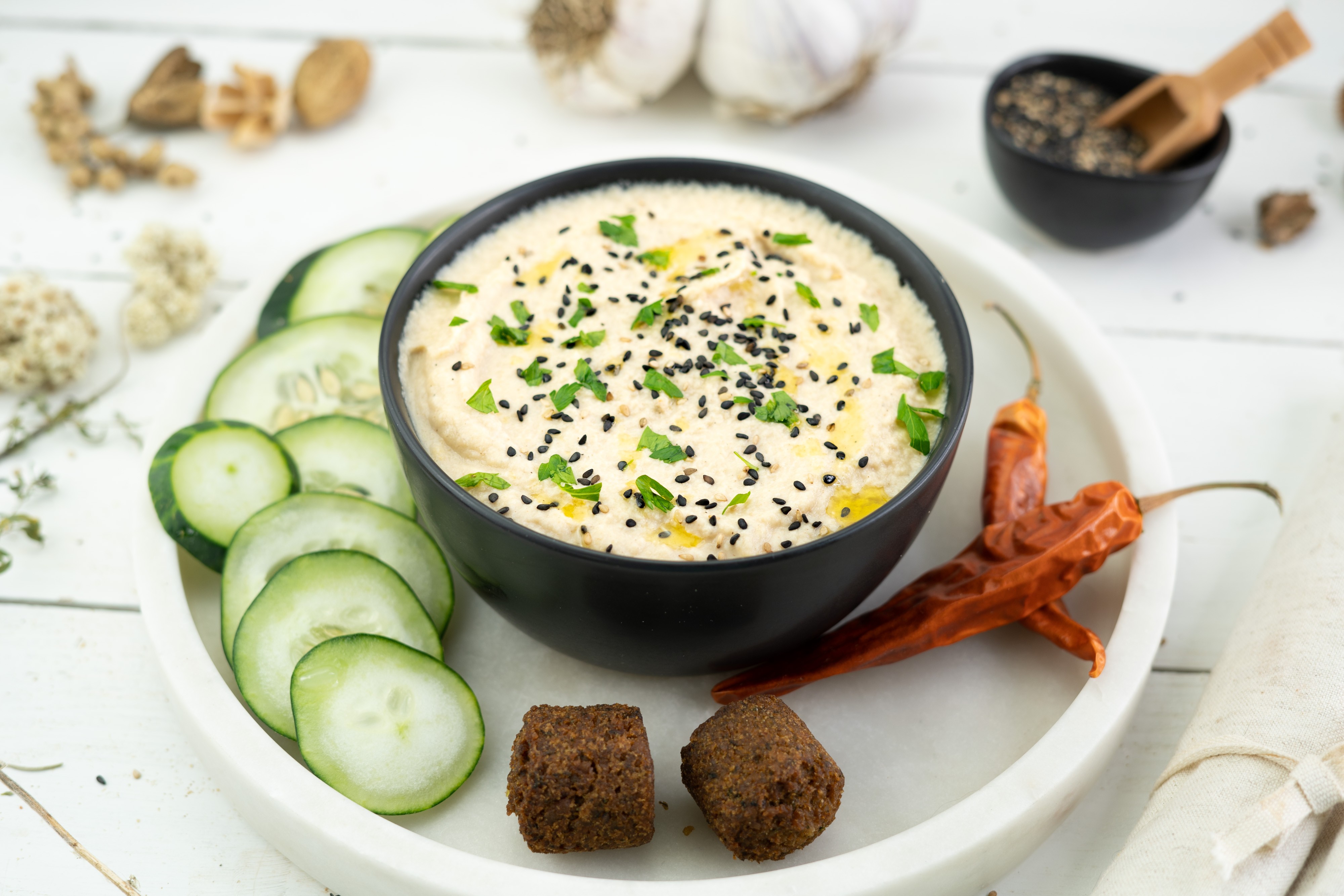 Rezept Serviervorschlag Gerösteter Blumenkohl Hummus