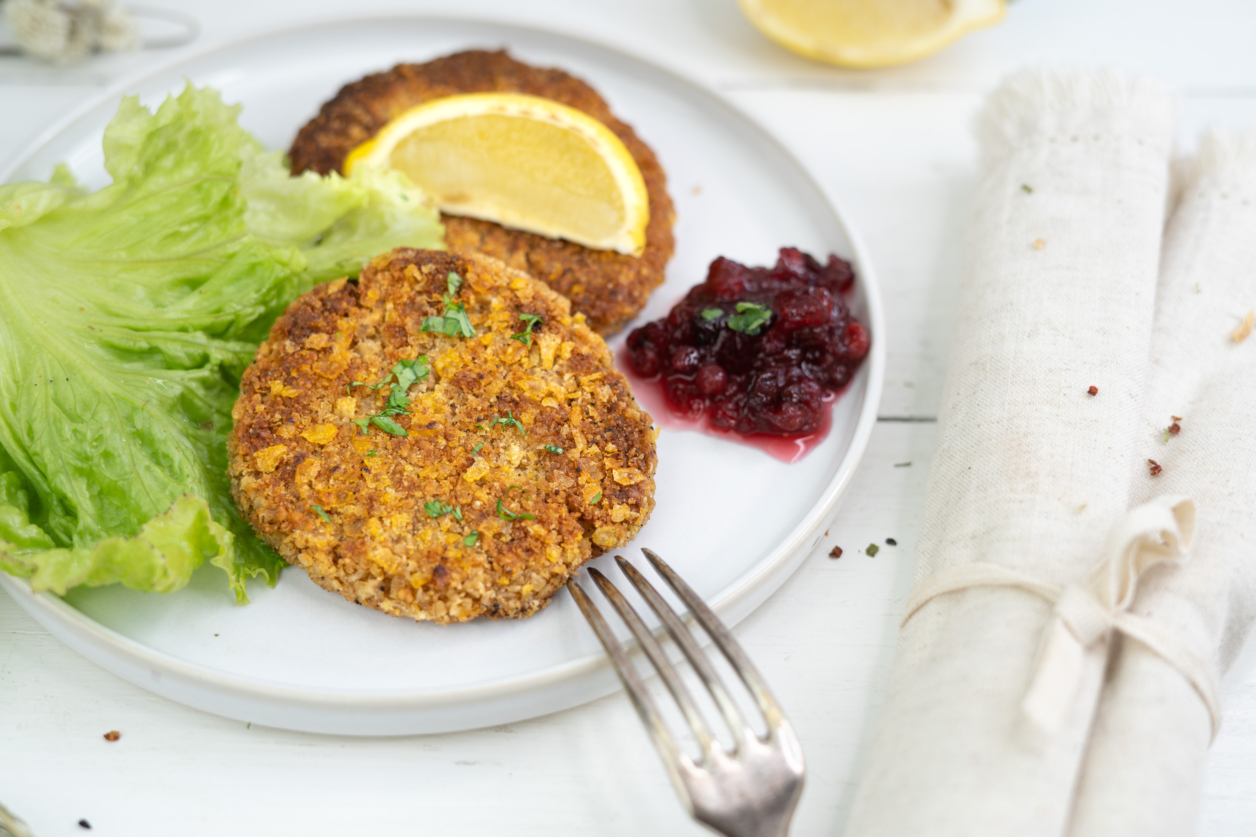 Rezept Serviervorschlag Knuspriges Haferflockenschnitzel