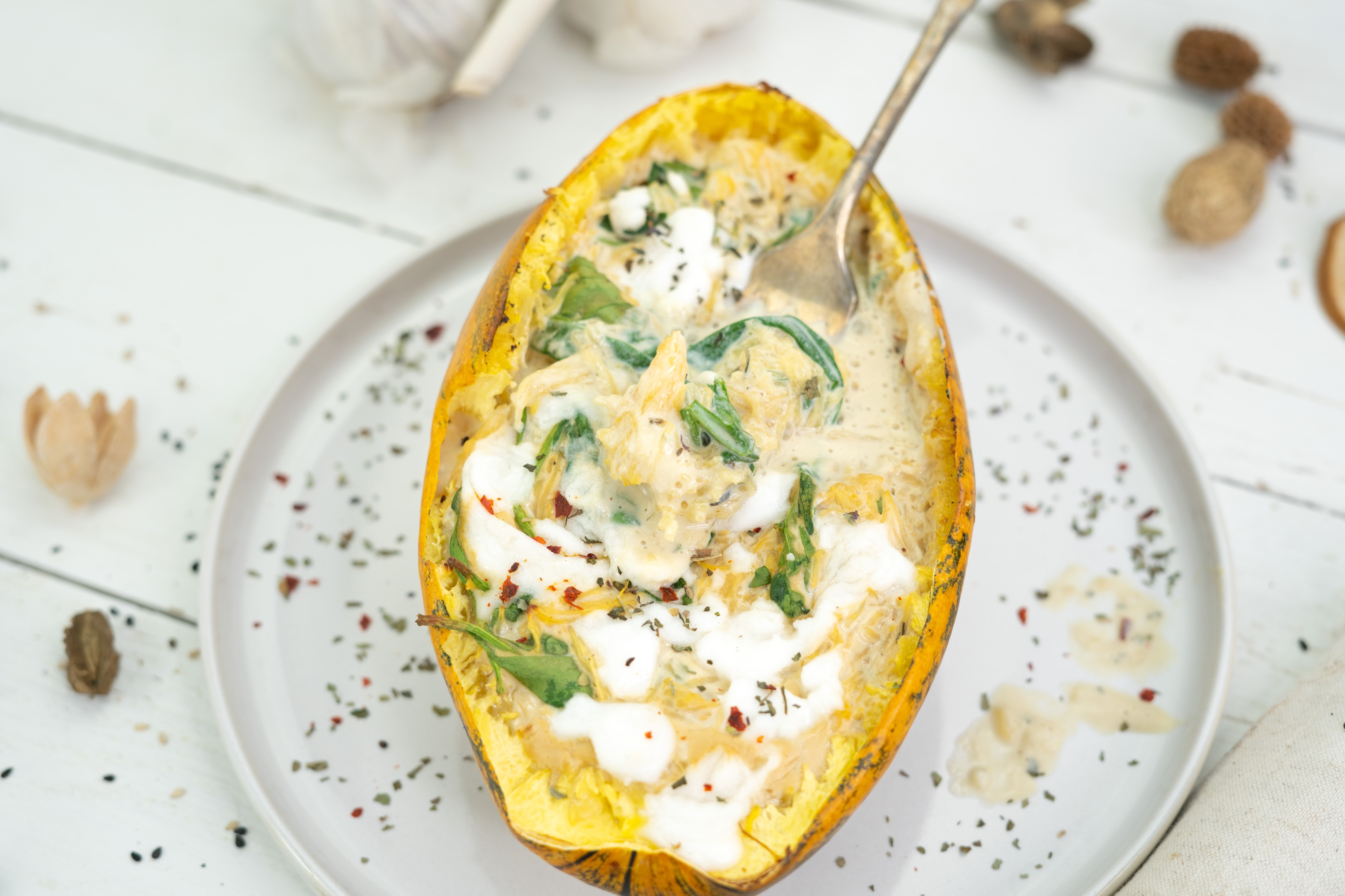 Rezept Serviervorschlag Spaghetti Kürbis mit Tofu Spinat Füllung