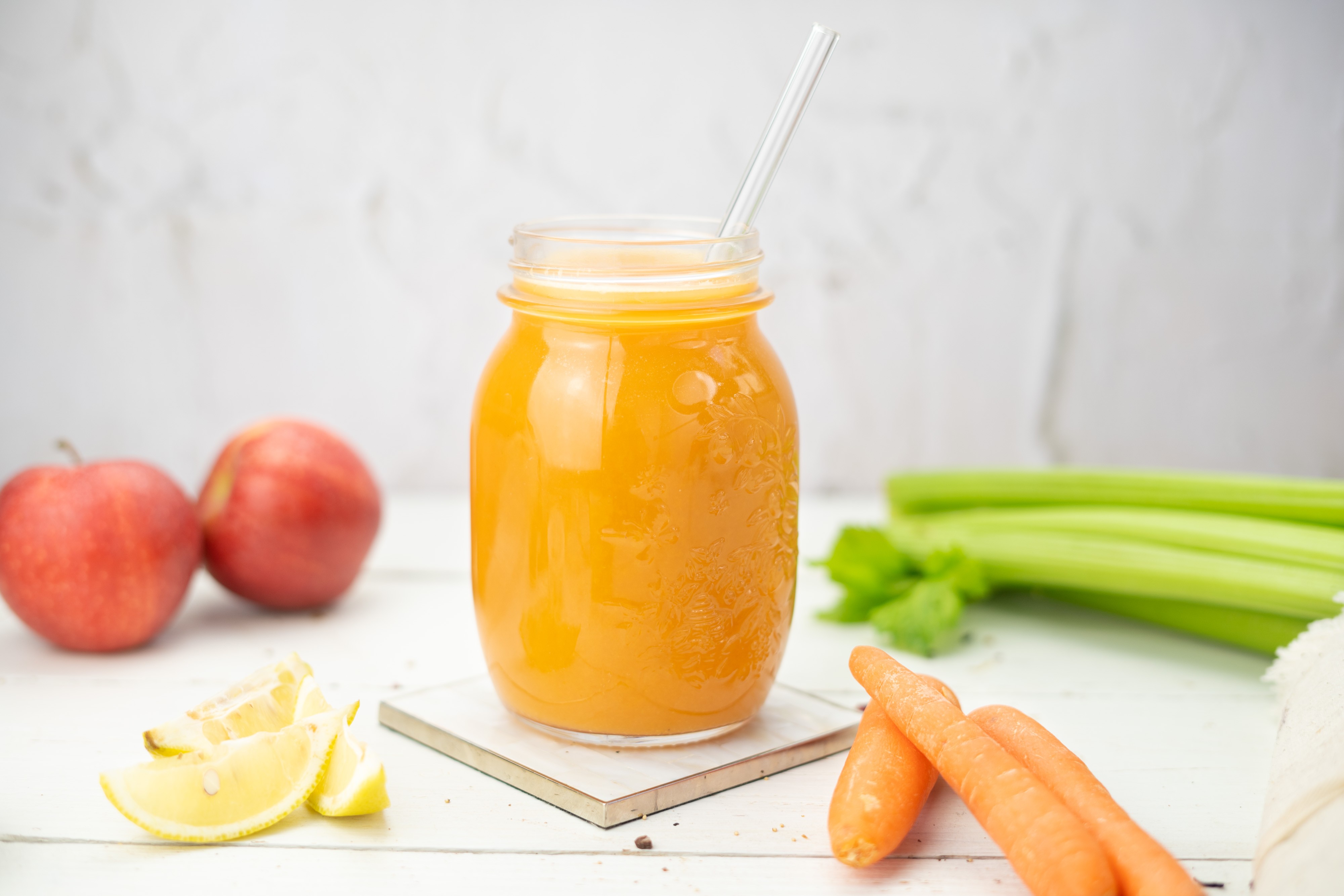 Rezept Serviervorschlag Orangen Sellerie Saft