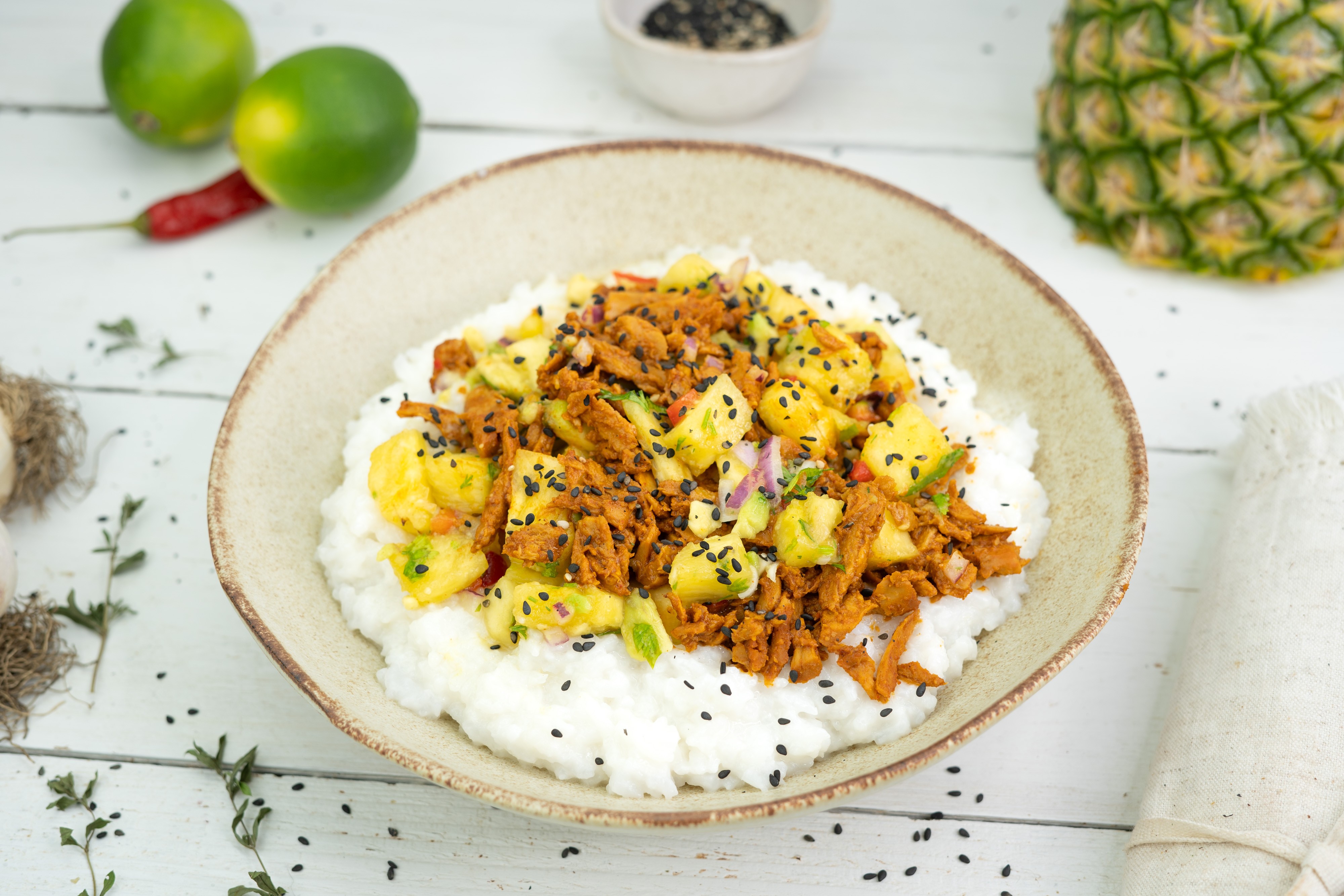 Rezept Serviervorschlag Karibisches pulled BBQ mit Ananas Salsa