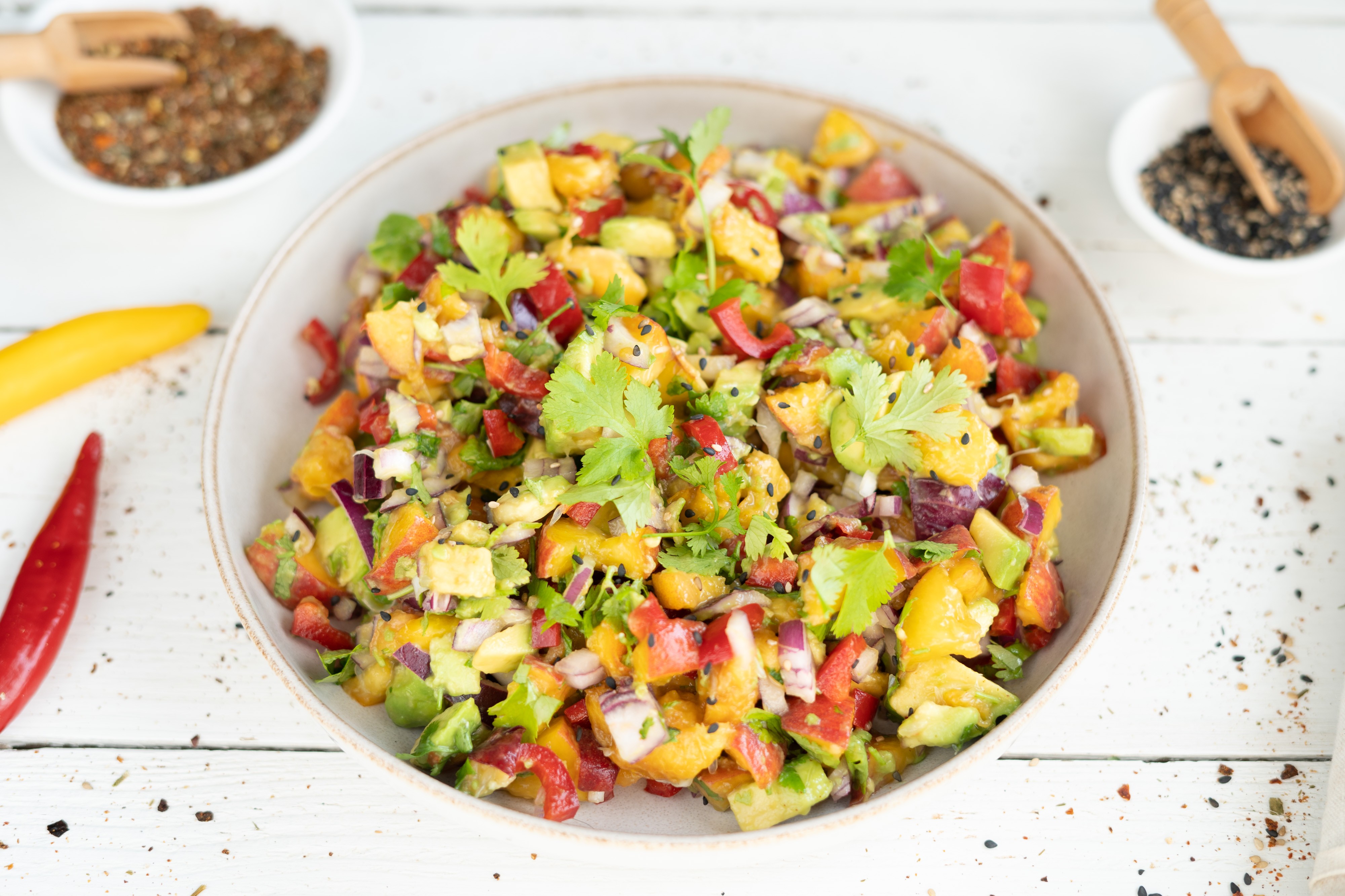 Rezept Serviervorschlag Pfirsich Avocado Guacamole 
