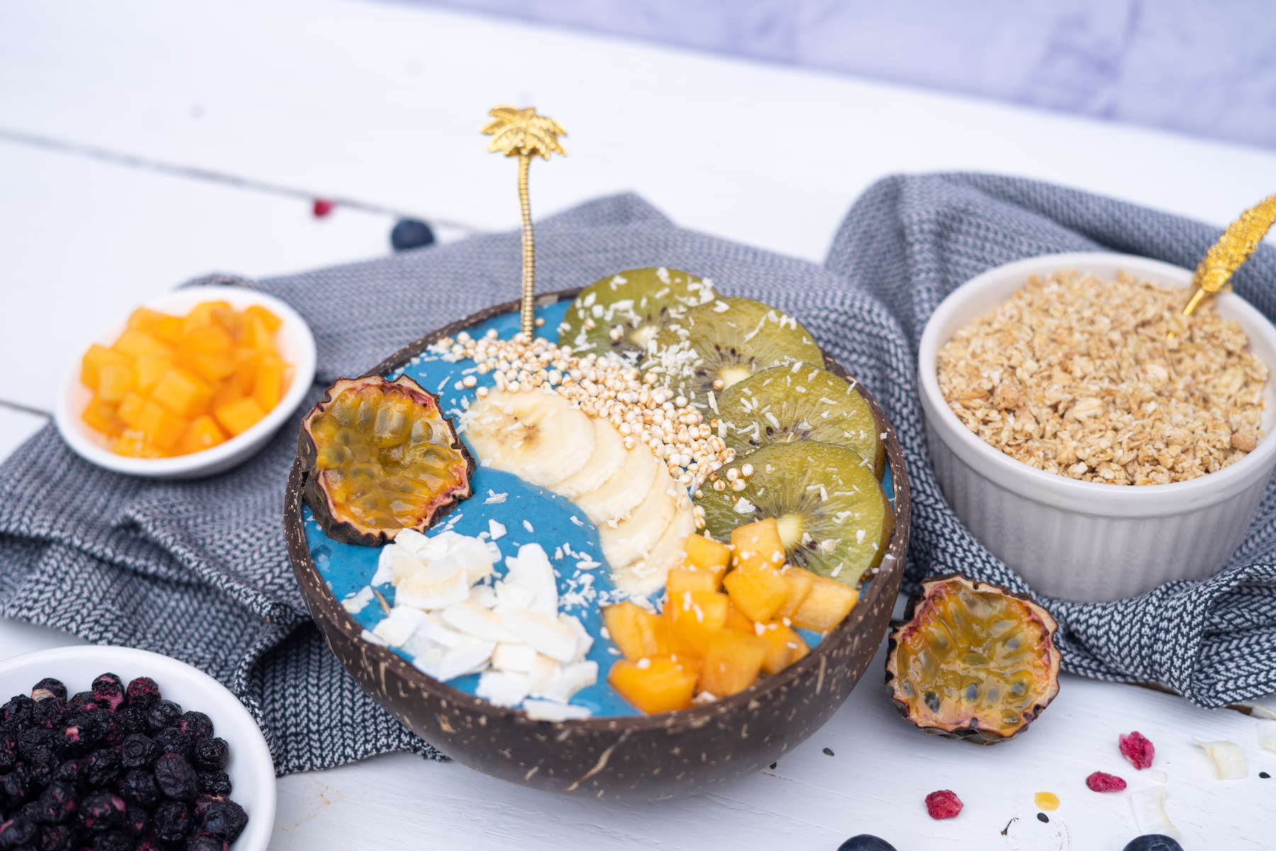 Rezept Serviervorschlag Spirulina Smoothie Bowl