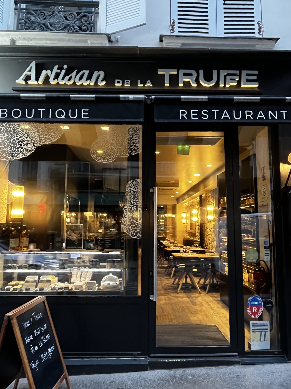 Artisan de la truffe - Photo 2