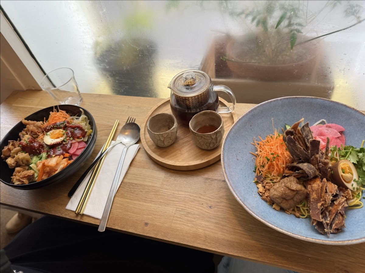 Chez Eating - Photo 3