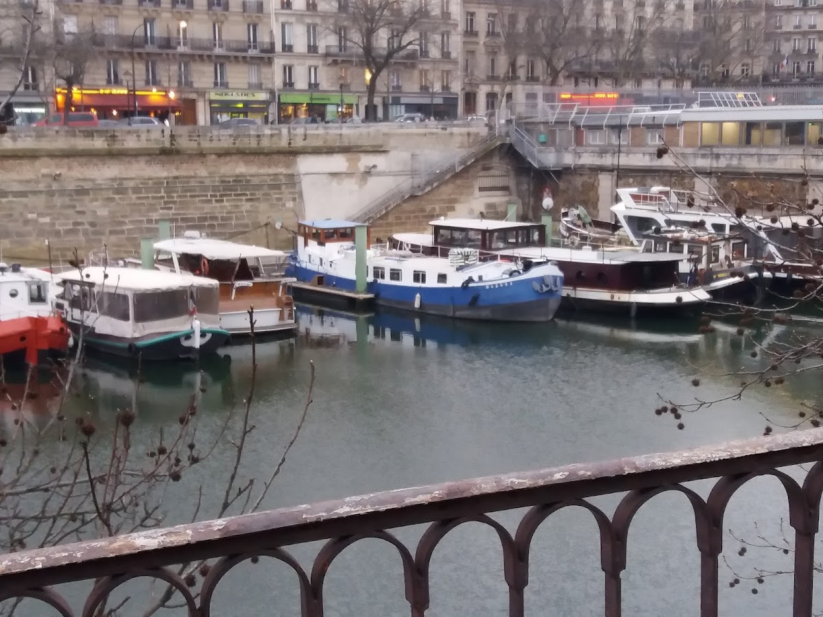 Le Bastille - Photo 3