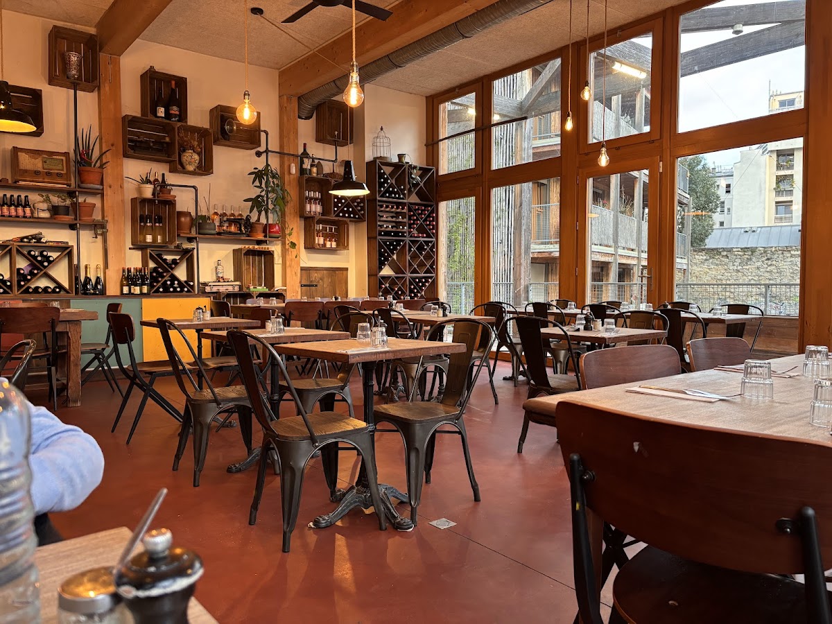 Le Passage à Niveau - Photo 2