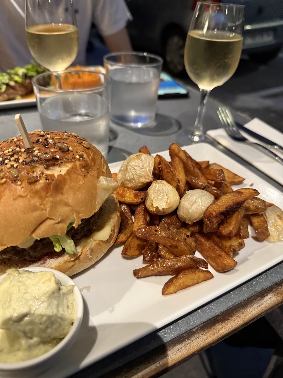 Les Voisins - Photo 3