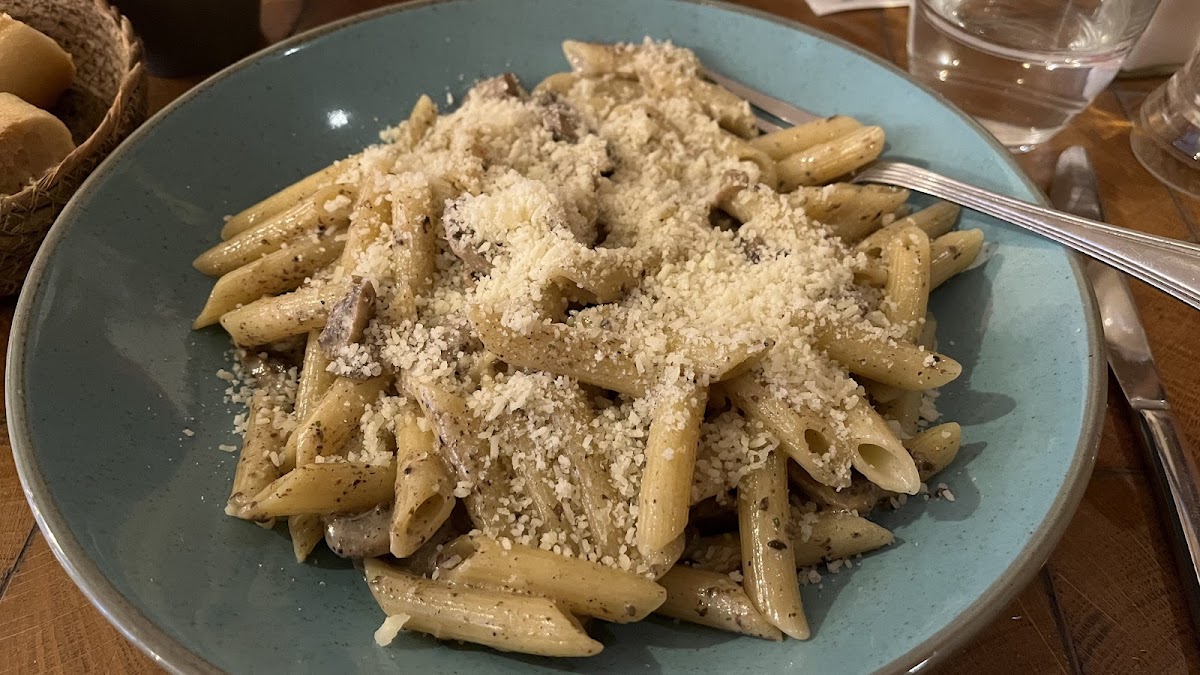 Little Italy Caffè - Photo 3