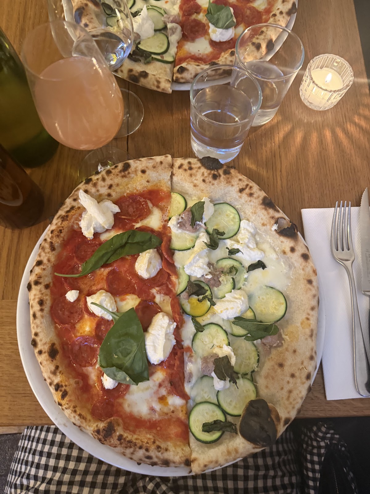 Louie Louie - Photo 3