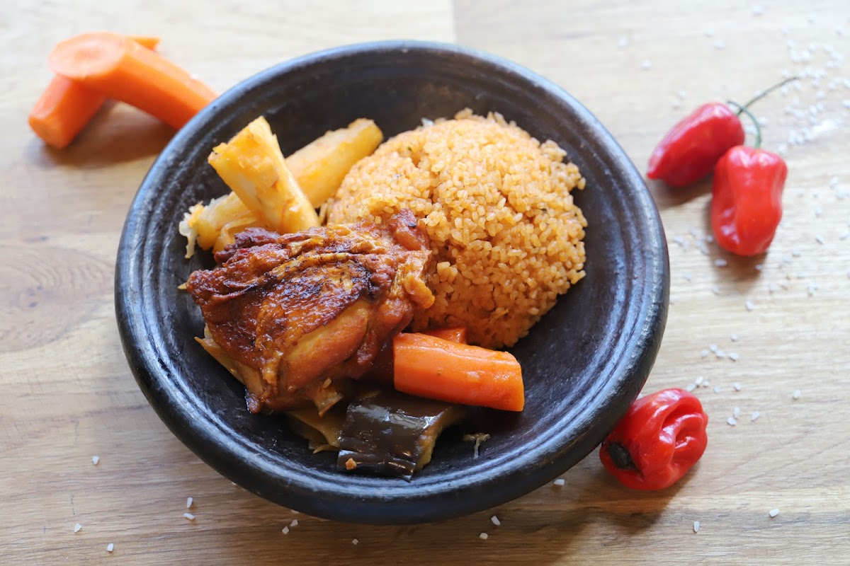 Mam'Ayoka Pajol - Photo 2