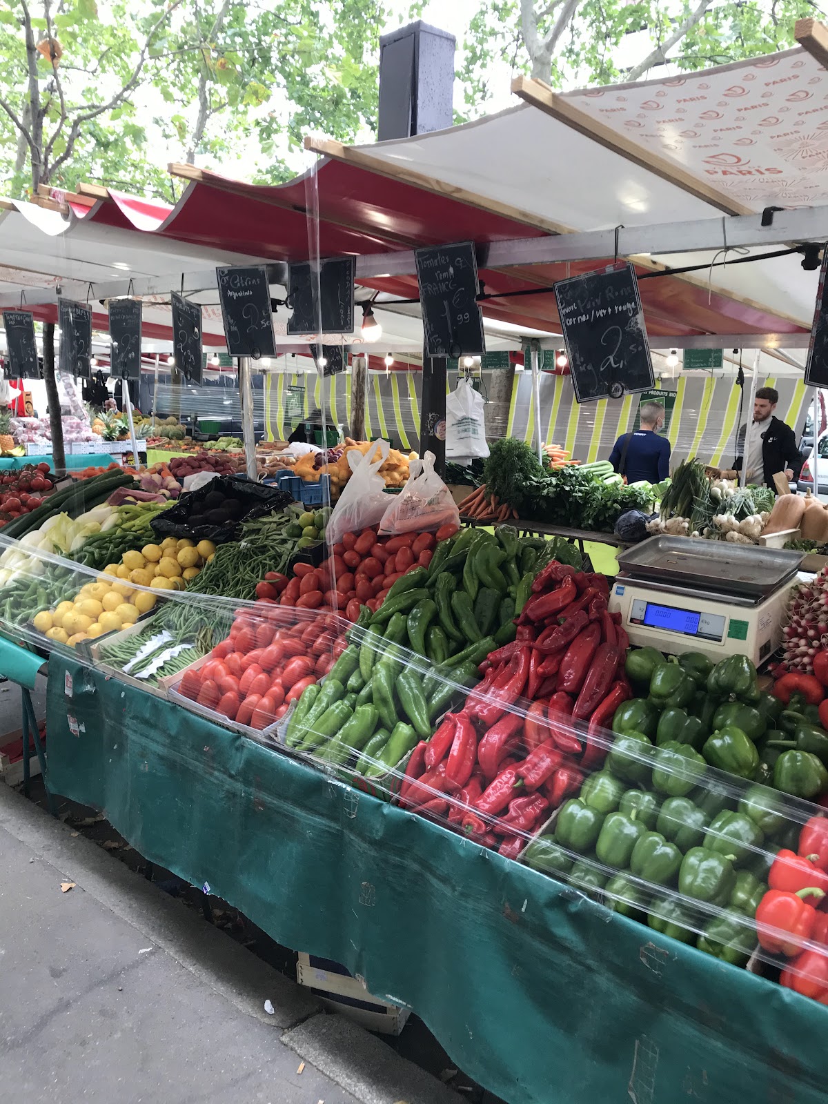 Marché Auguste-Blanqui - Photo 2