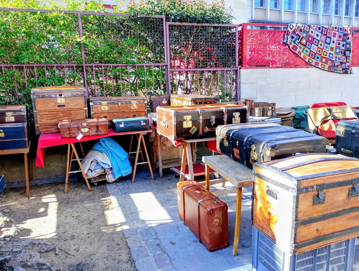Marché aux puces de la porte de Vanves - Photo 2