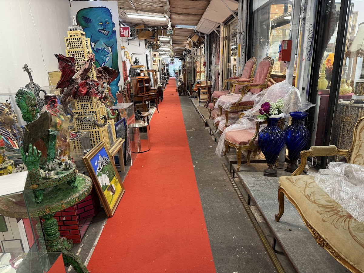 Marché aux Puces de Saint-Ouen - Photo 3