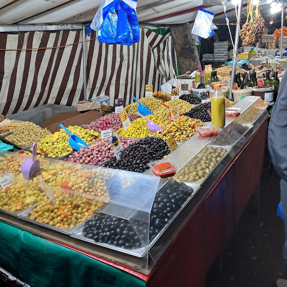 Marché Ornano - Photo 2