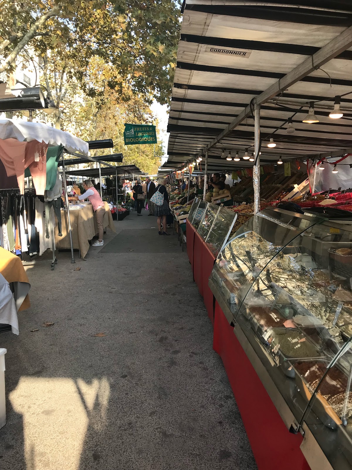 Marché Saxe-Breteuil - Photo 2