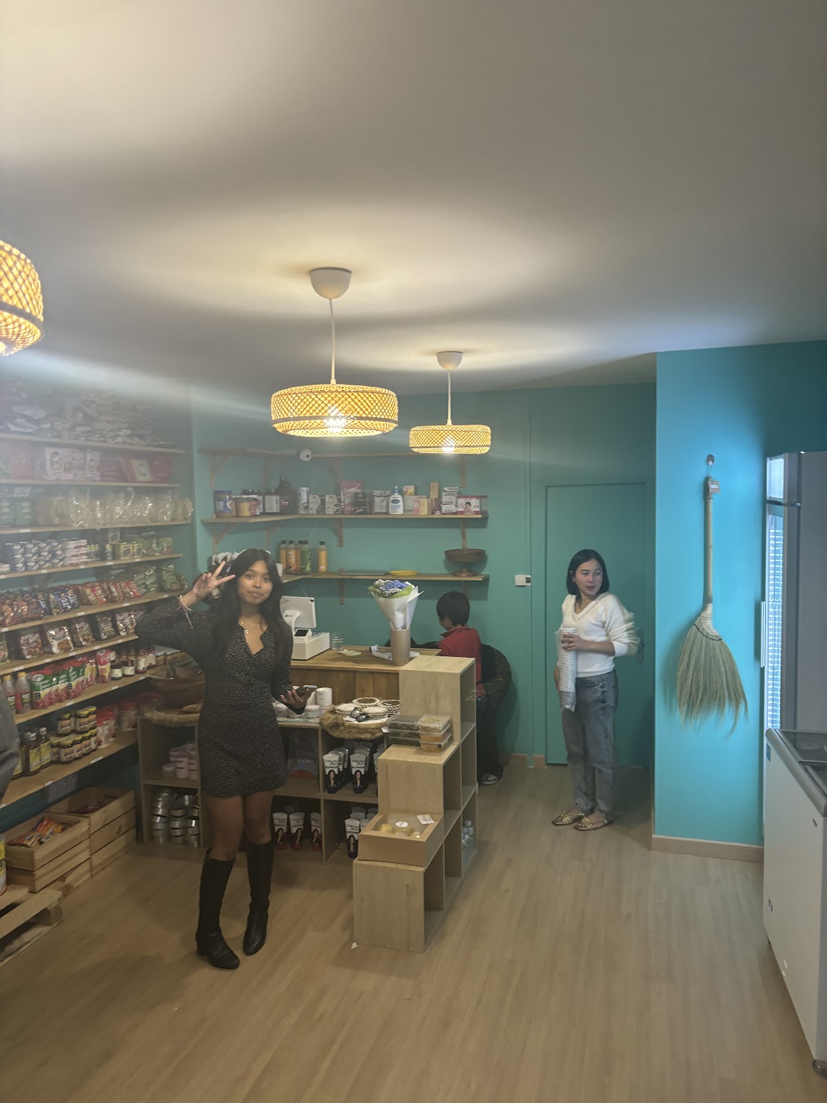 Marivic Mart - Photo 2