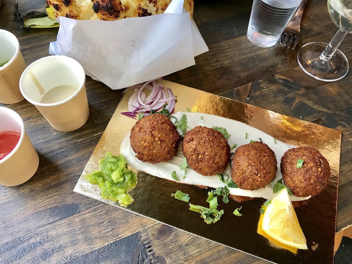 Miznon Canal - Photo 2