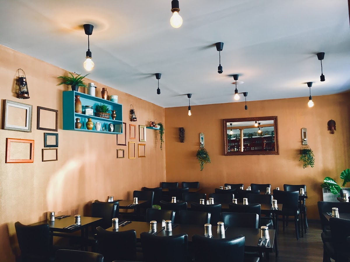 New Delhi Palace - Photo 3