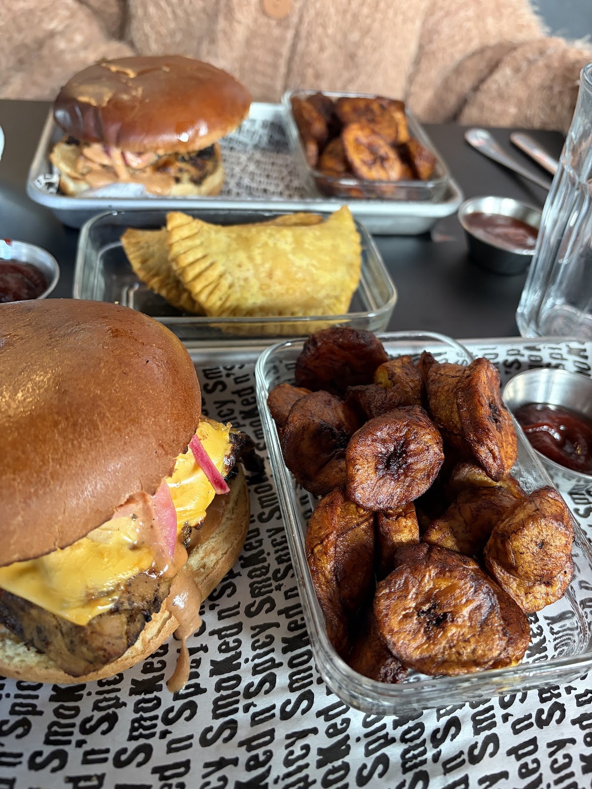 Oh My Jerk! - Photo 2