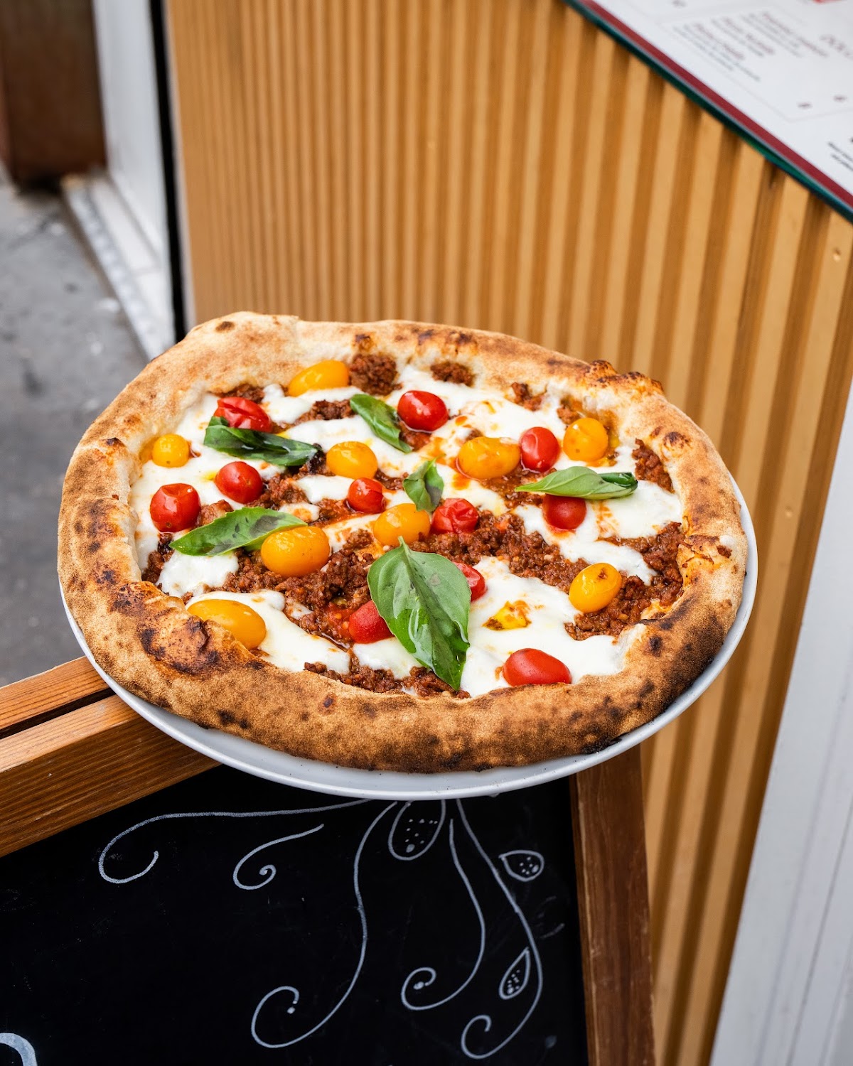 Semola Pizzeria - Photo 2