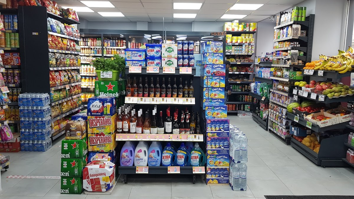 Sitis Market - Photo 2