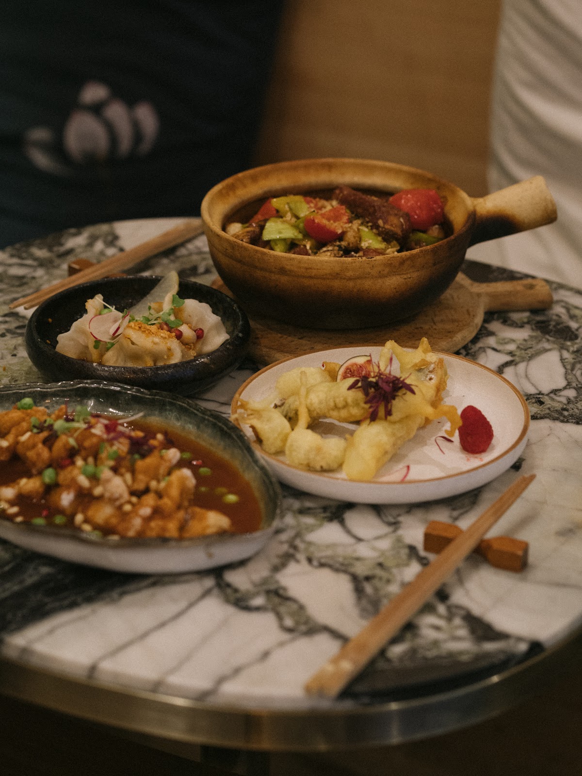 Yum Sake Bar - Photo 3