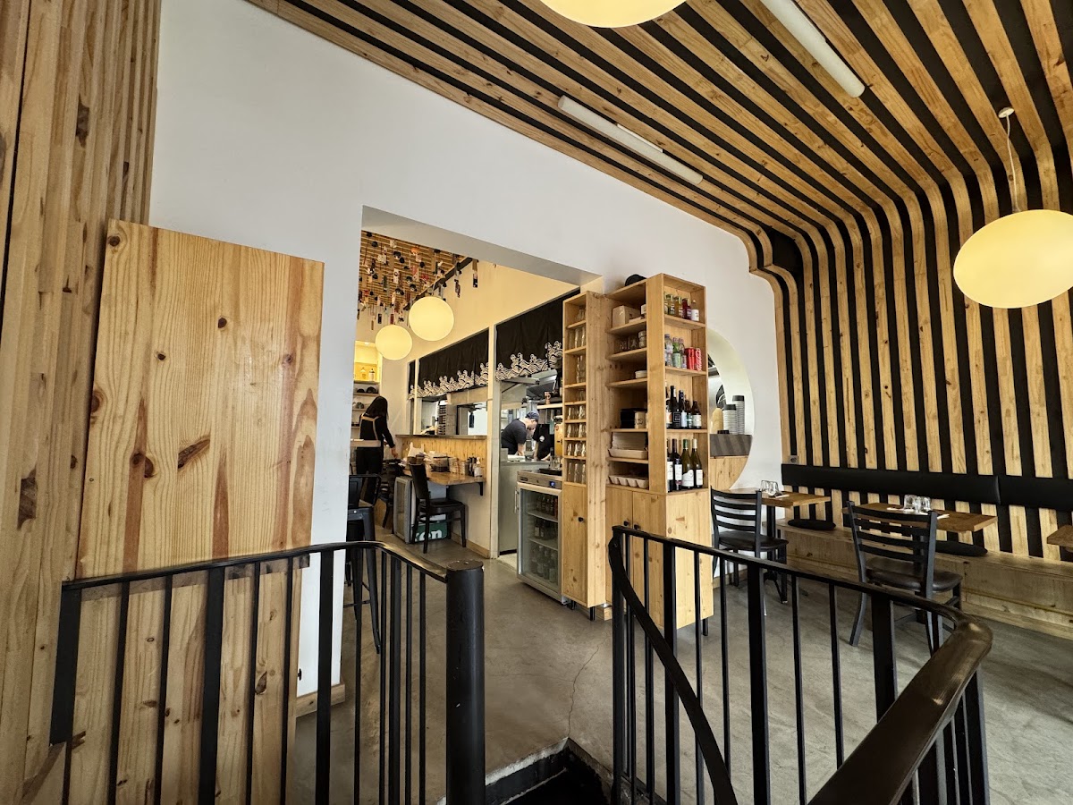 Zuzuttomo Ramen - Photo 2