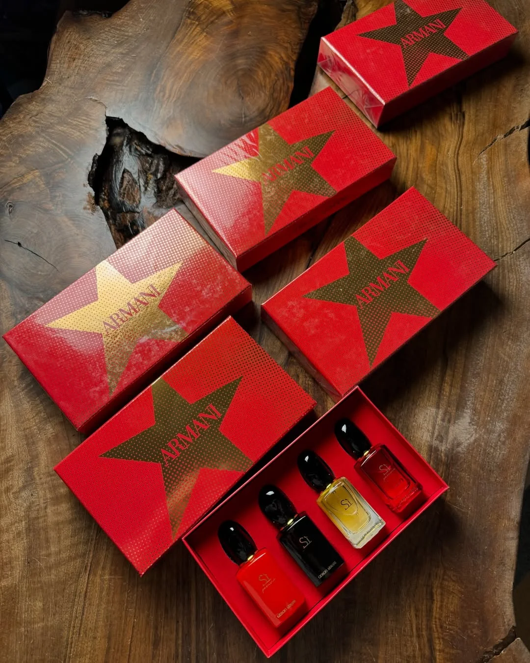 Gift Box 🎁 4 pcs - 30 ml 43$ (1)