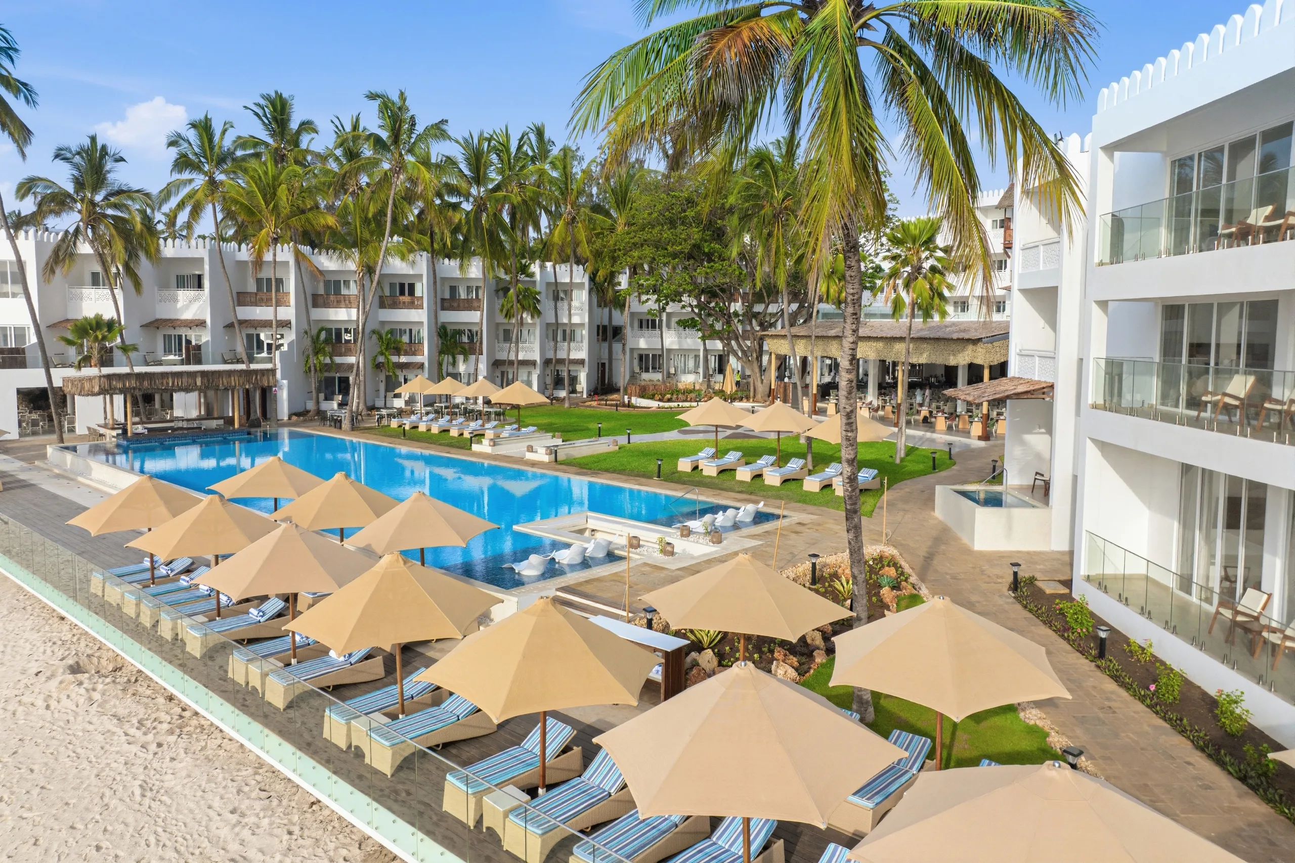 Bamburi beach hotel (All Inclusive) — view 5