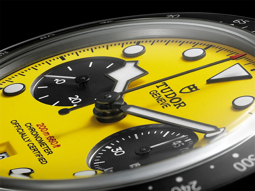 Tudor Creates a Buzz: The Black Bay Chrono 39 "Bumblebee" is Here