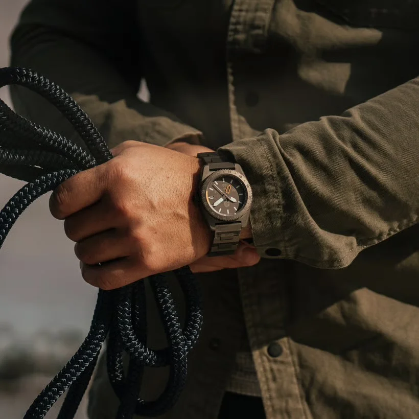Minus-8 Diver GMT: Titanium Tool Watch Under $600