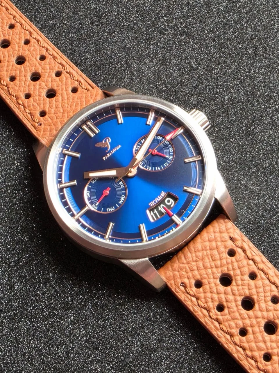 Paradigm Skyline: GT-R Tribute Watch Gets Details Right