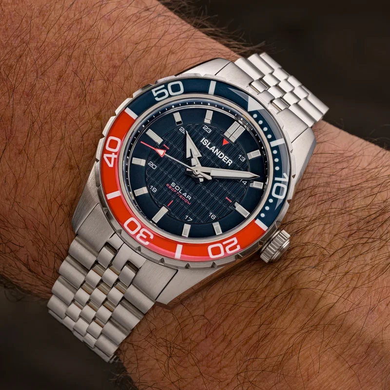 New Islander Saltaire: 38mm Solar Diver Gets Major Upgrades — photo 2